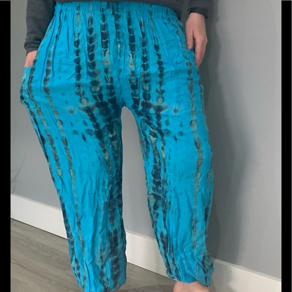 BNWOT Blue Tie Dye Meditation Yoga Baggy Pants